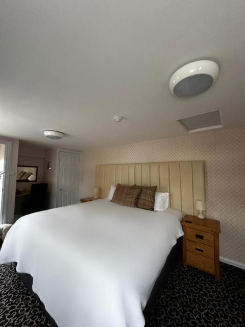 The Ilchester Arms Hotel, Ilchester Somerset エクステリア 写真